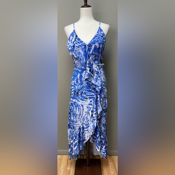 Gianni Bini Dresses & Skirts - Blue Gianni Bini XS lined wrap dress